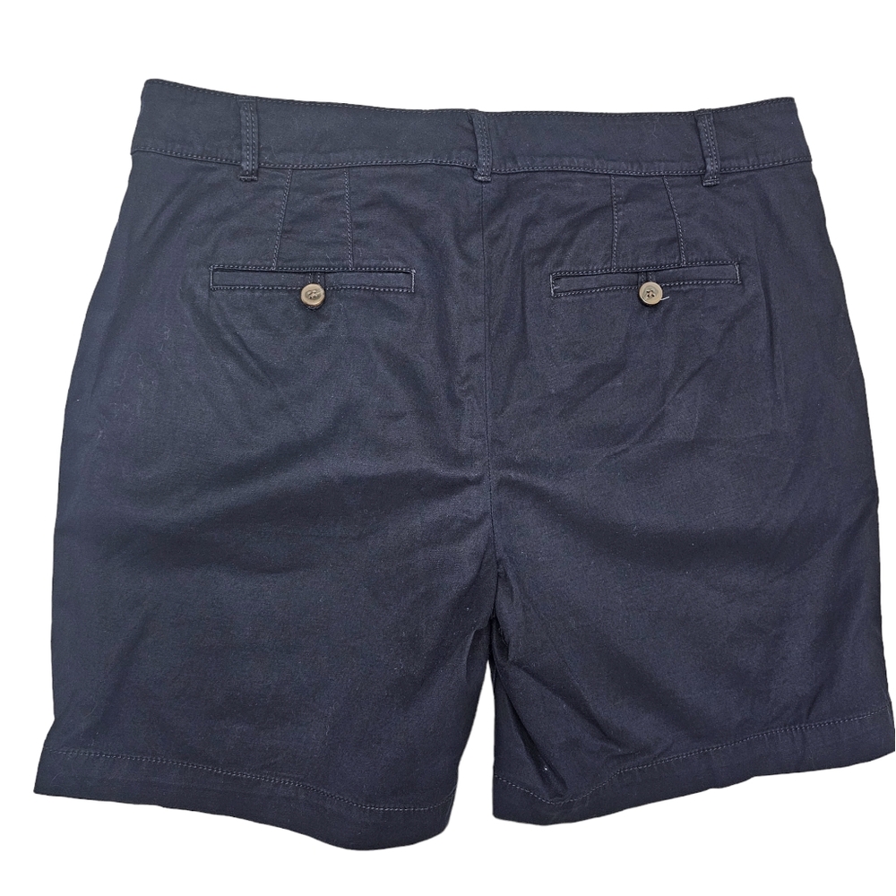 Talbots Weekend Chino Shorts. Navy Blue.  Size 8,  7" Inseam